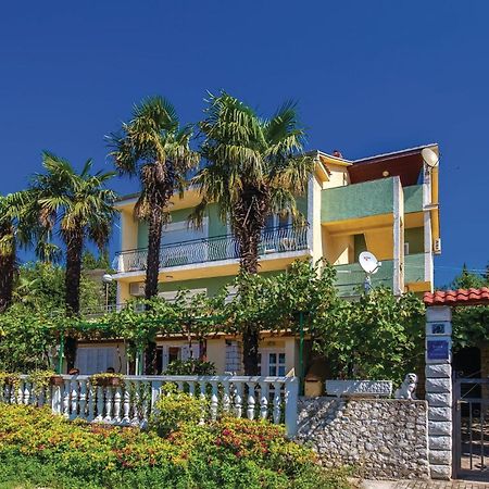 Cozy Apartment In Crikvenica With Wifi Exterior foto