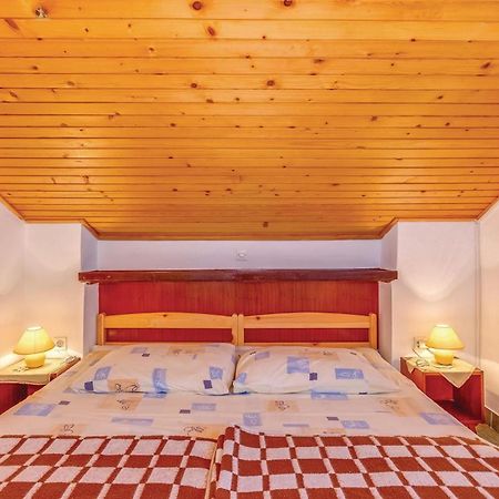 Cozy Apartment In Crikvenica With Wifi Exterior foto