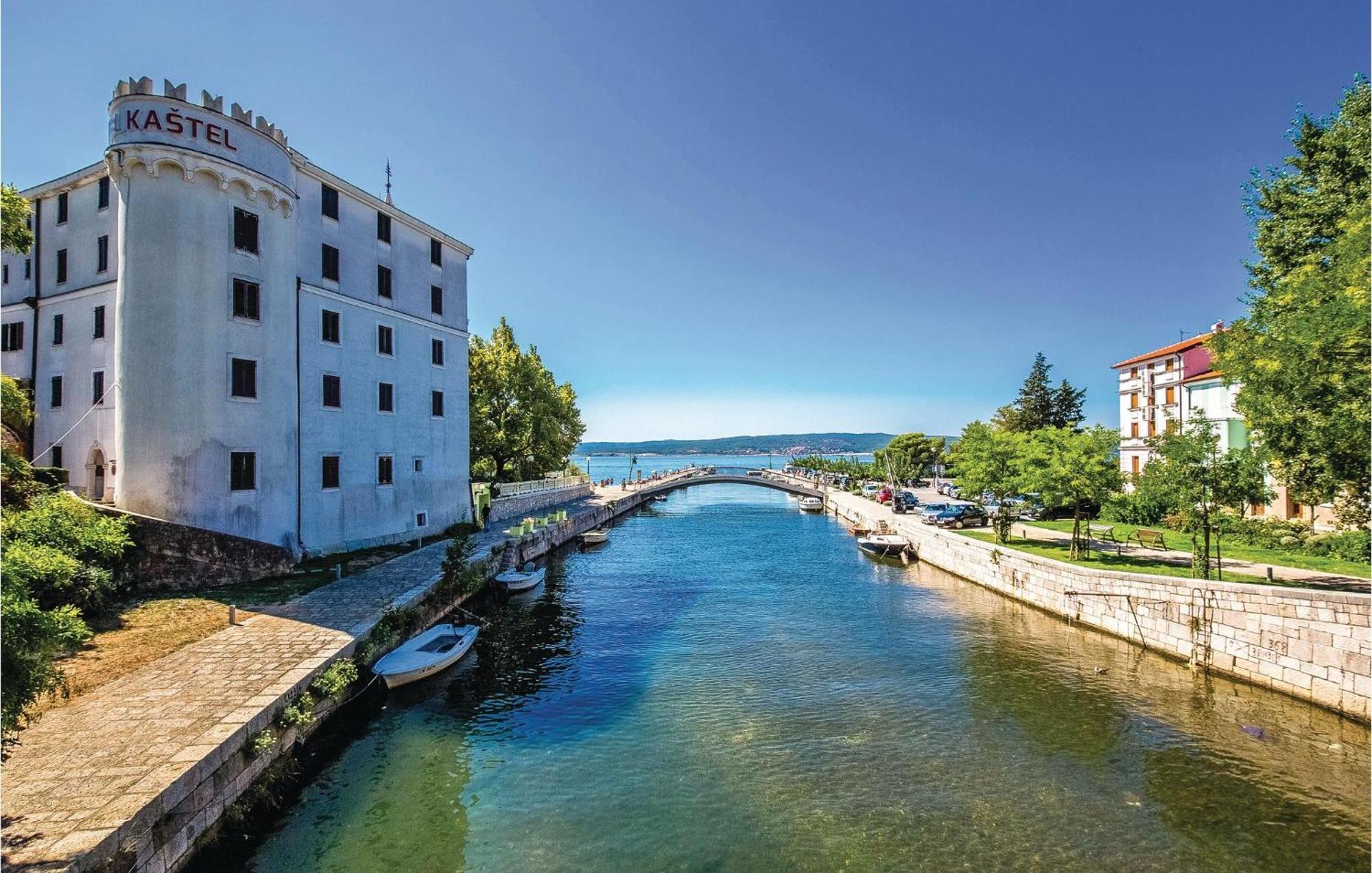 Cozy Apartment In Crikvenica With Wifi Exterior foto