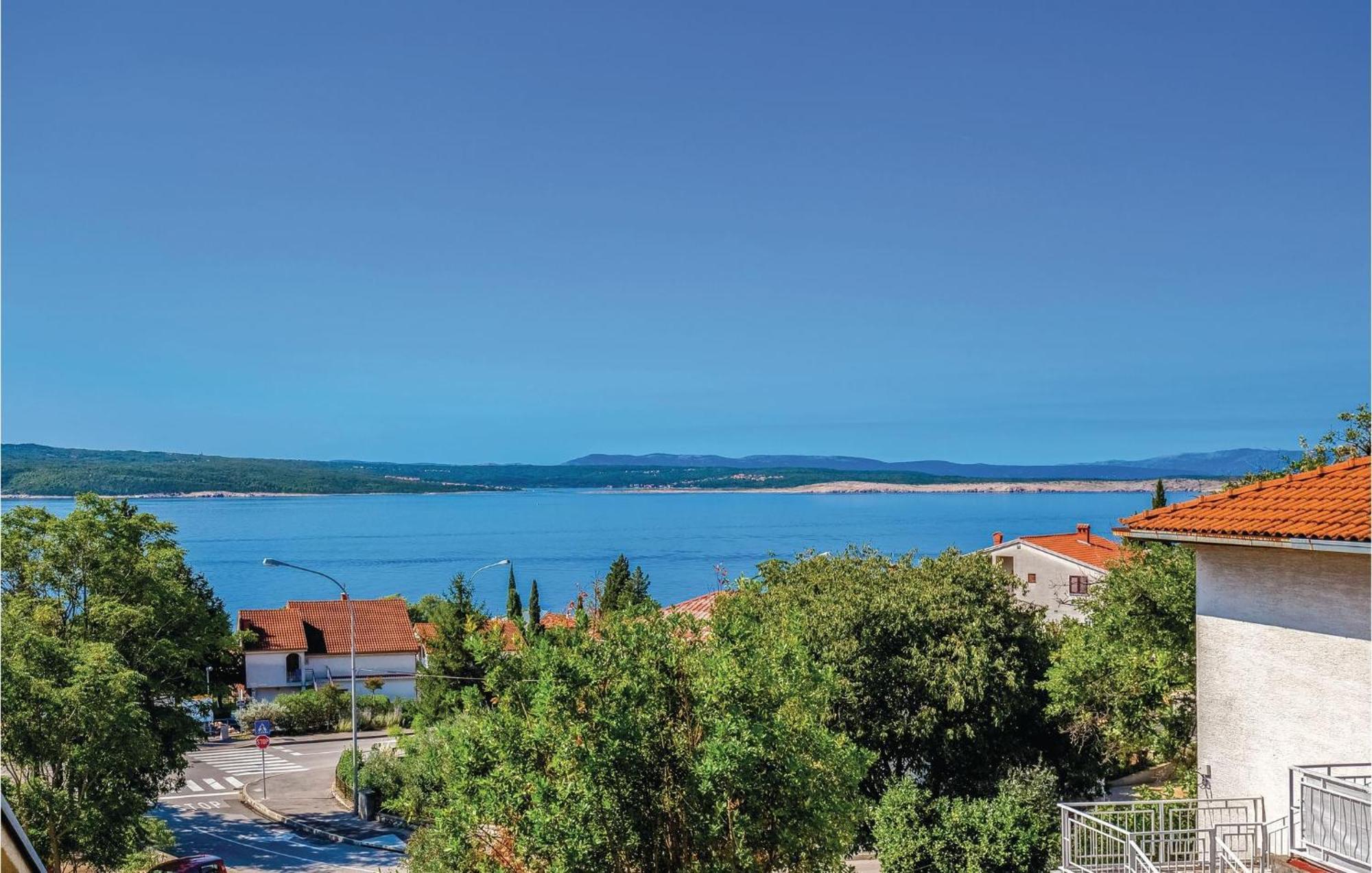 Cozy Apartment In Crikvenica With Wifi Exterior foto