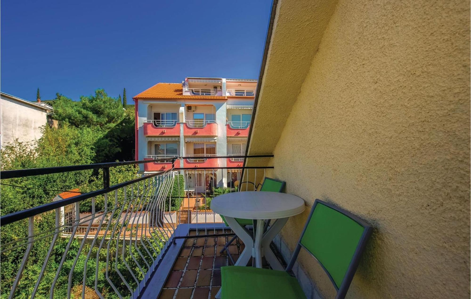 Cozy Apartment In Crikvenica With Wifi Exterior foto