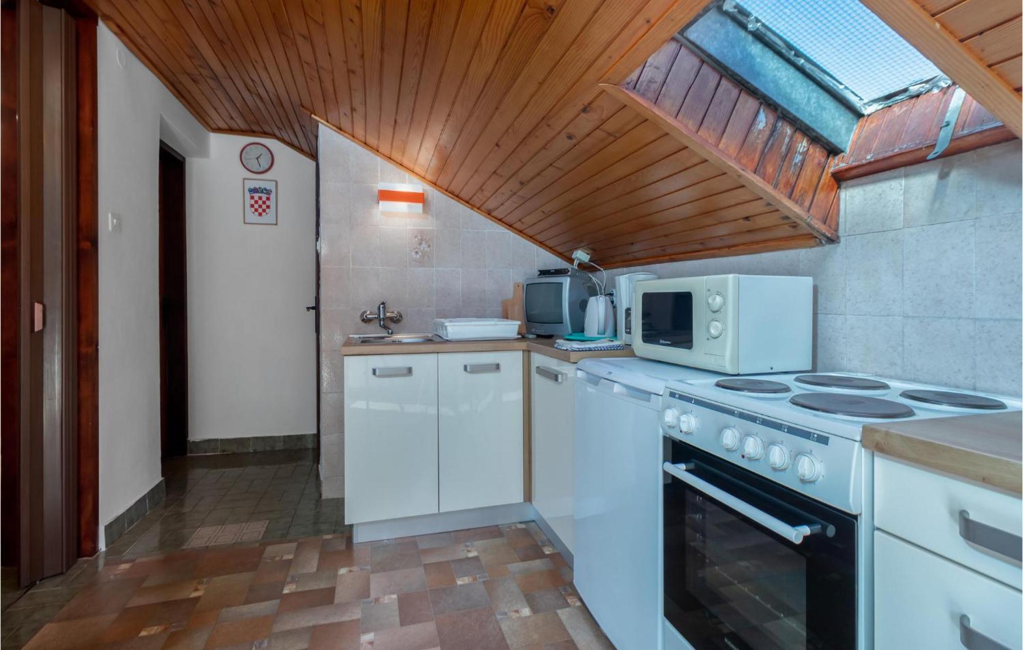 Cozy Apartment In Crikvenica With Wifi Exterior foto