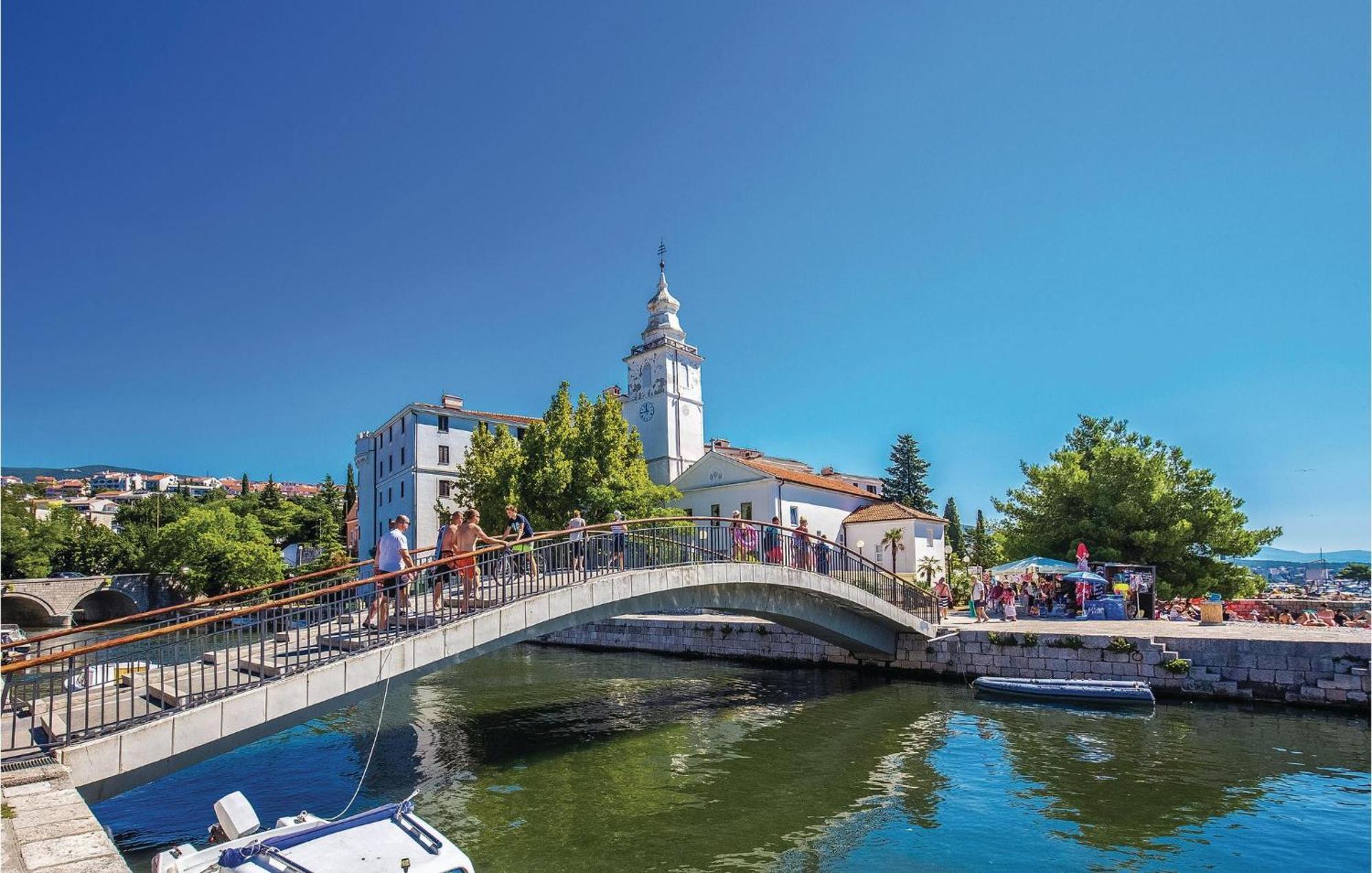 Cozy Apartment In Crikvenica With Wifi Exterior foto