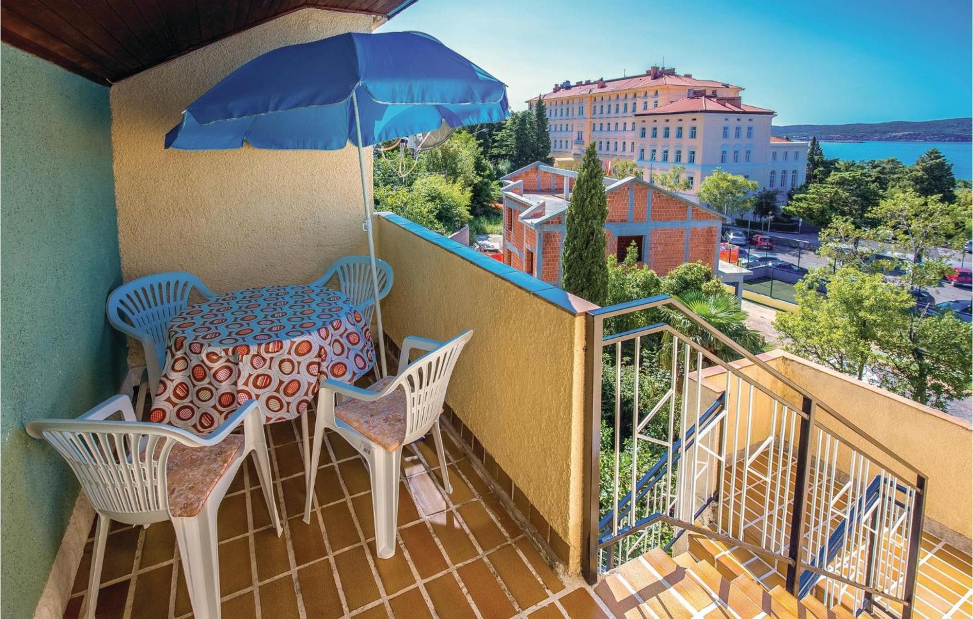 Cozy Apartment In Crikvenica With Wifi Exterior foto