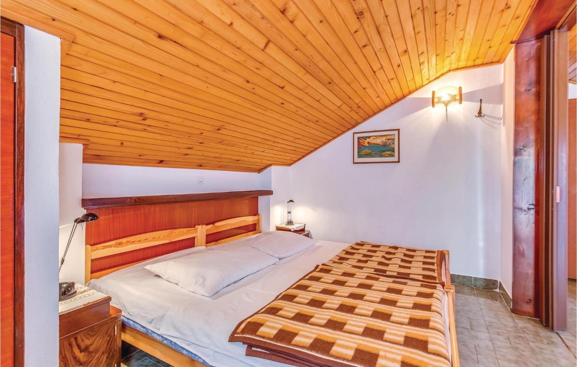 Cozy Apartment In Crikvenica With Wifi Exterior foto